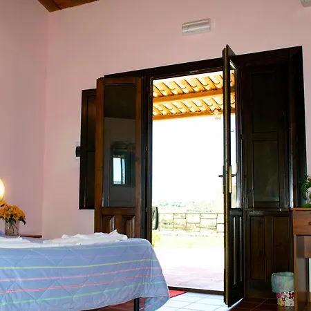 Porta Pantalica Hotel 3*